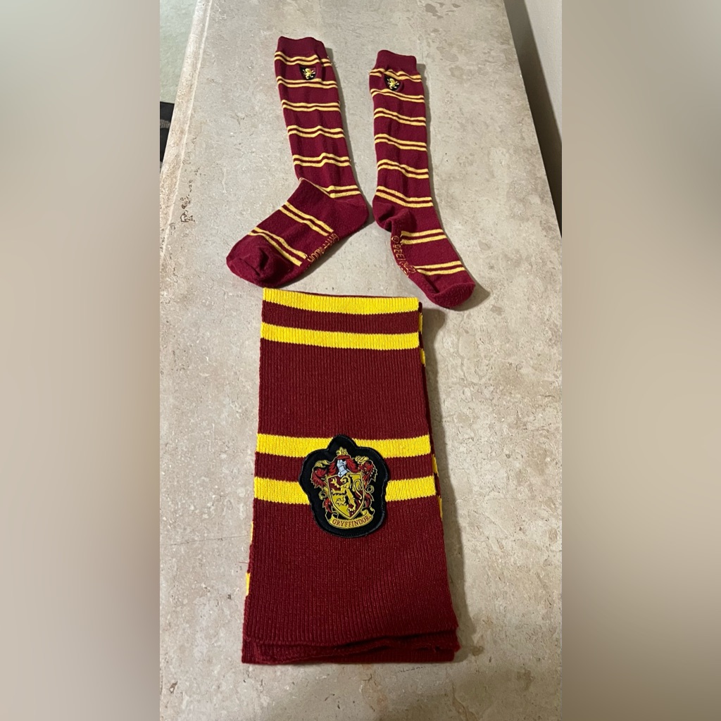 Harry Potter Socks And Scarf